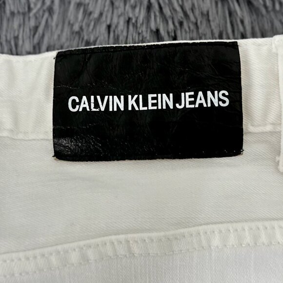 Calvin Klein Jeans Boys White Denim Jeans - Picture 8 of 12